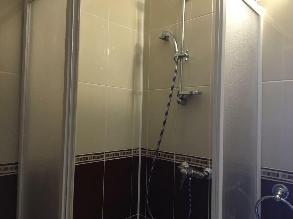 Hostel Villa Roma Lviv Ngoại thất bức ảnh