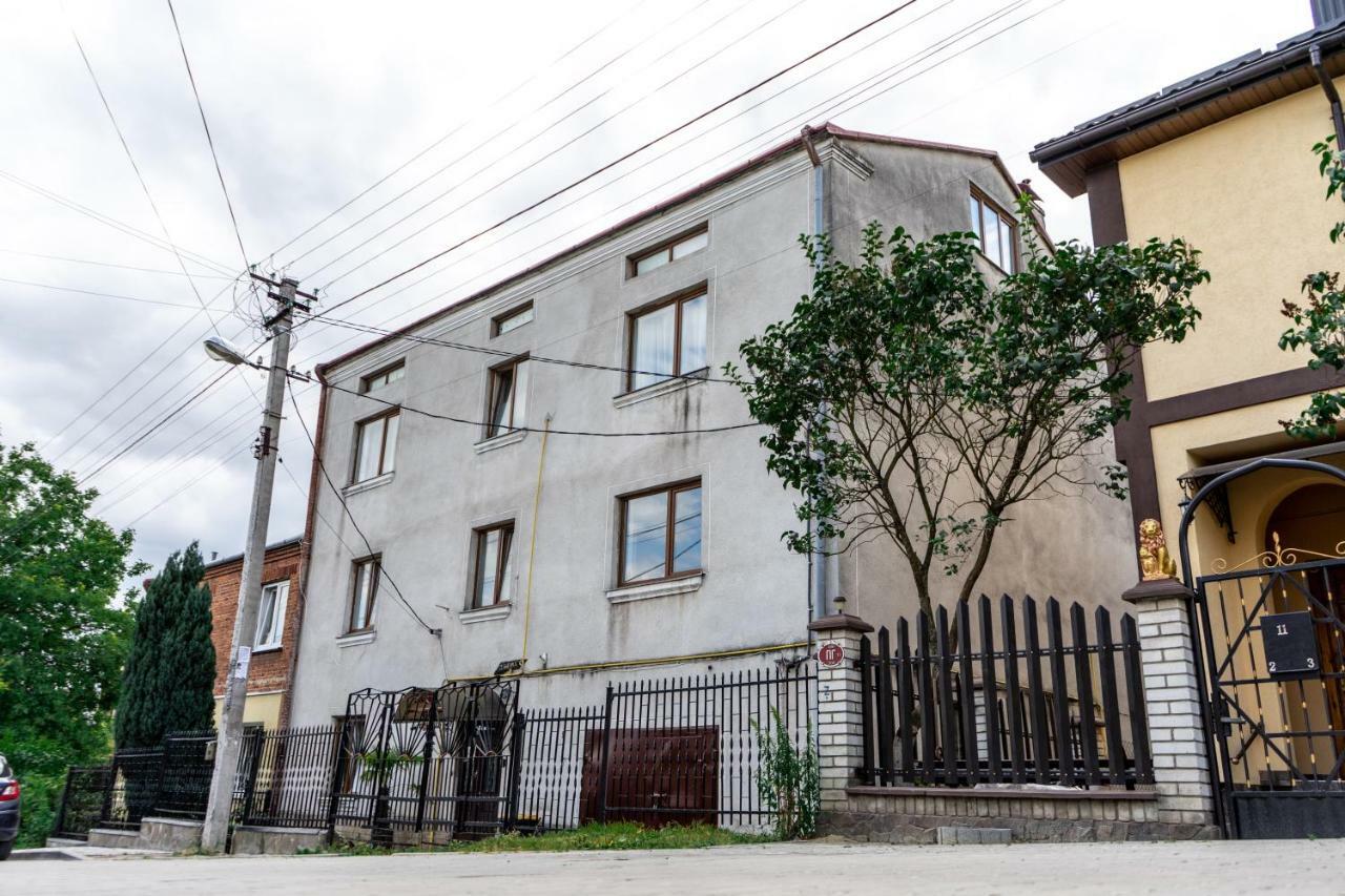Hostel Villa Roma Lviv Ngoại thất bức ảnh