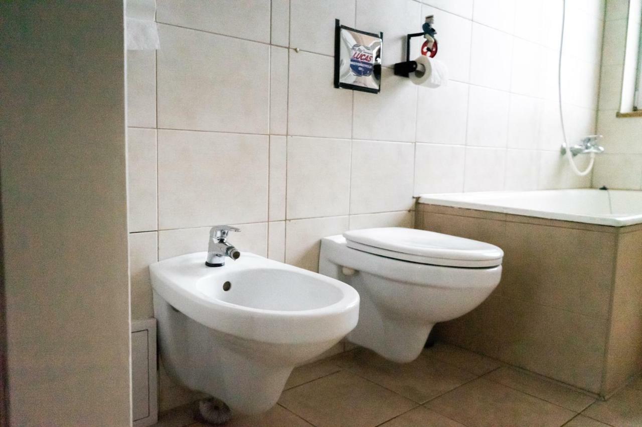 Hostel Villa Roma Lviv Ngoại thất bức ảnh