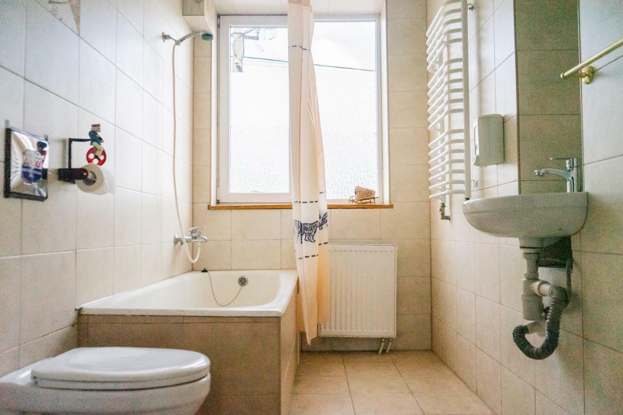 Hostel Villa Roma Lviv Ngoại thất bức ảnh
