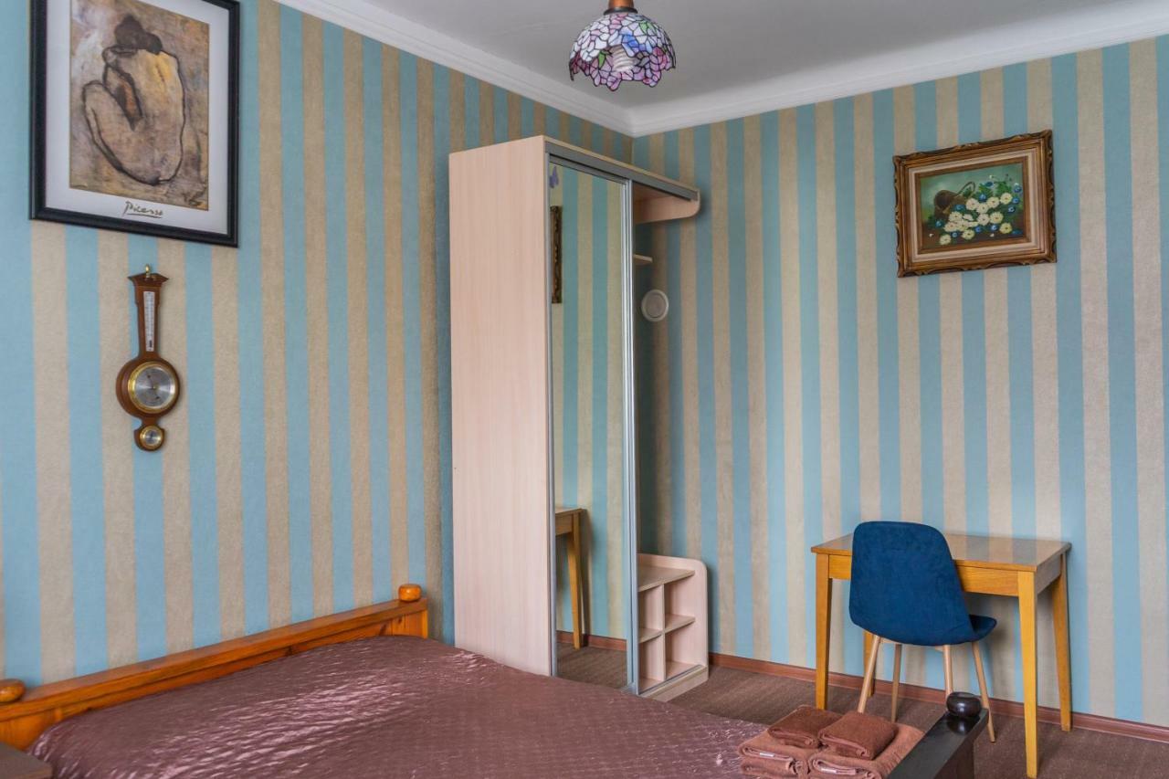 Hostel Villa Roma Lviv Ngoại thất bức ảnh